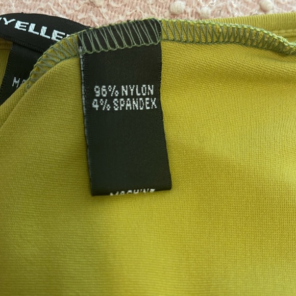Chartreuse stretchy (see fiber content label pic) Company Ellen Tracy top - Picture 4 of 4